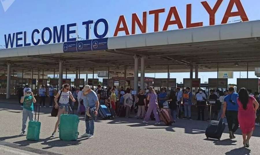 NEW TURKISH AIRLINE STARTED TRANSPORTING TOURISTS FROM EUROPE