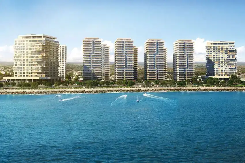 APARTMENTS ON THE FIRST LINE OF THE SEA IN ISTANBUL