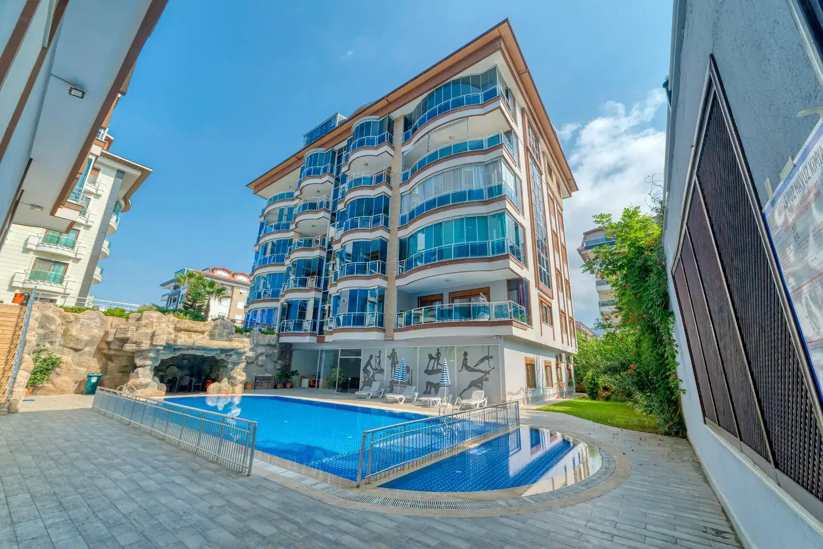 FULLY FURNISHED LUXURY 2+1 APARTMENT FOR SALE IN KESTEL