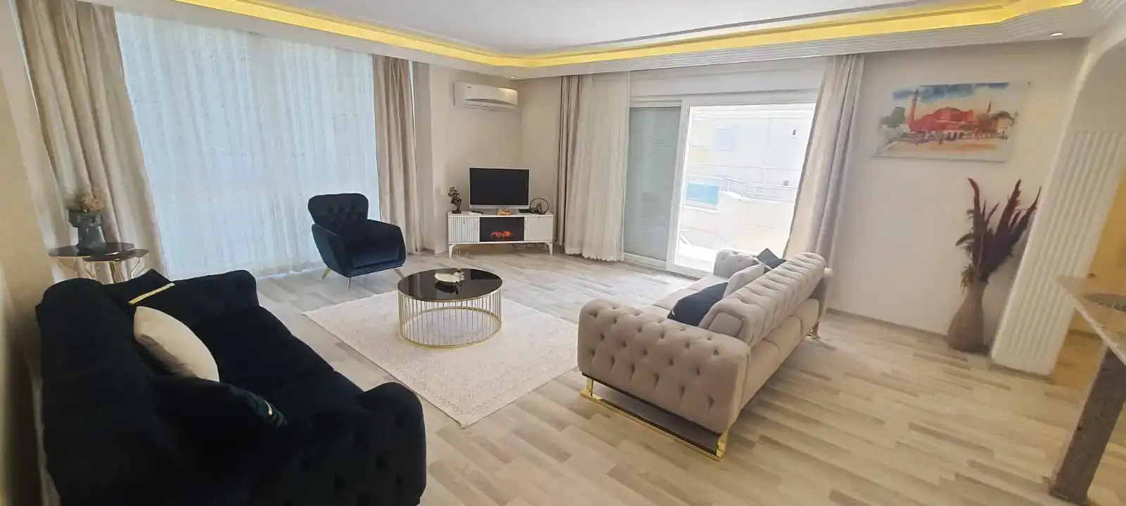 FULLY FURNISHED 3 BEDROOM APARTMENT FOR SALE - FULL FACILITY COMPLEX
