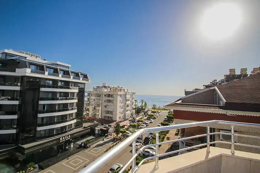 3+1 FULLY FURNISHED APARTMENT NEAR THE SEA FOR SALE IN MAHMTLAR ALANYA