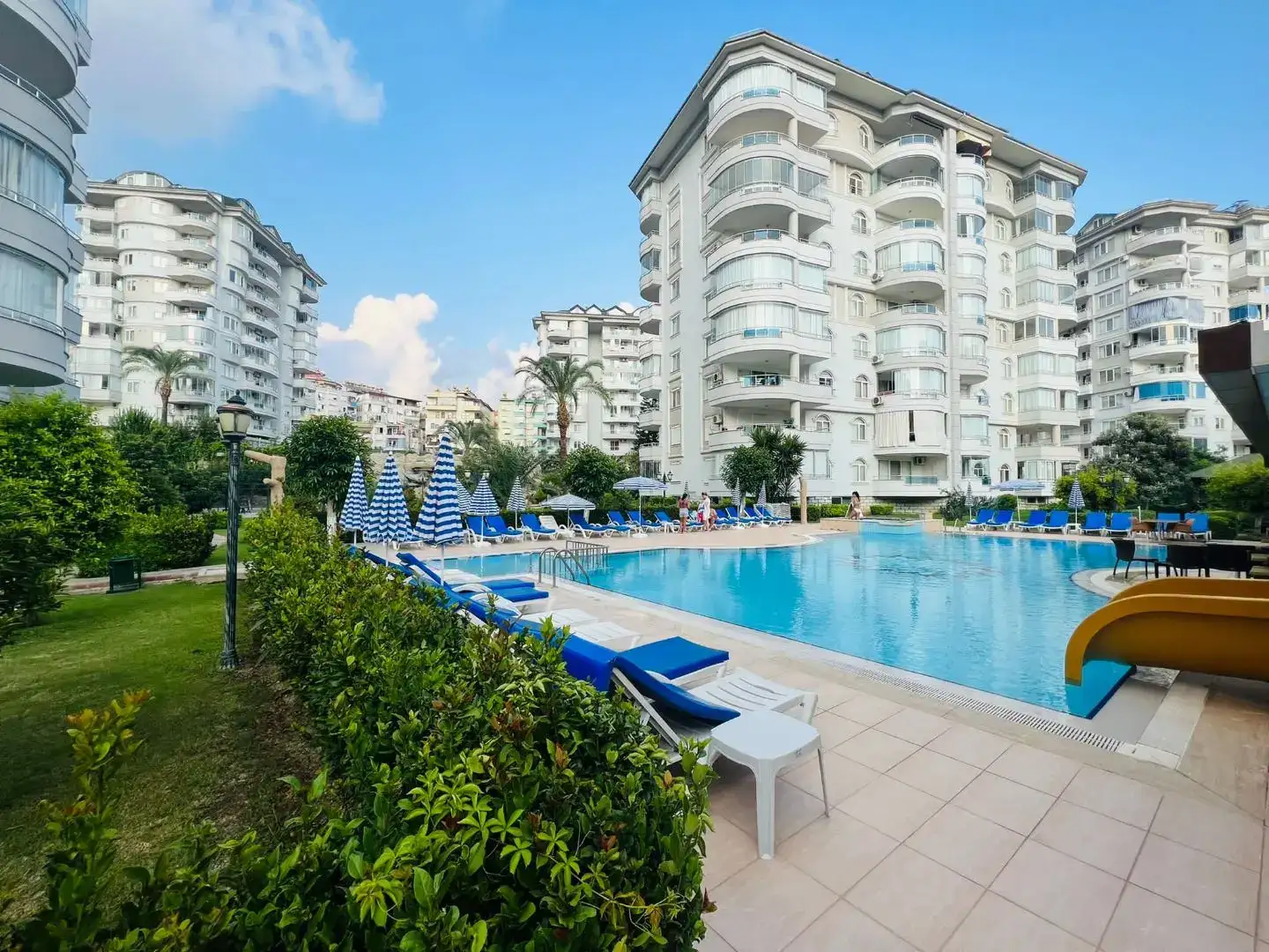 FULL ACTİVİTY APARTMENT FOR SALE İN CİKCİLLİ-ALANYA