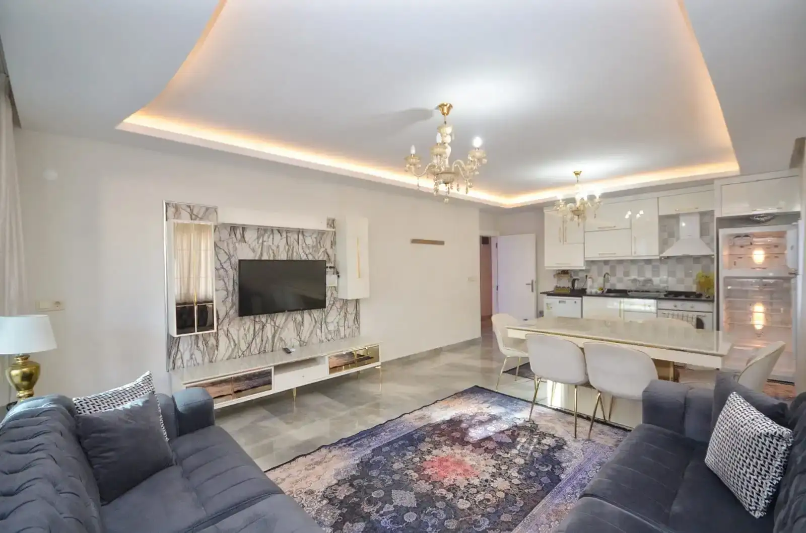 2+1 APARTMENT FOR SALE İN THE CİTY CENTER-CLOSE TO ALL SHOPPİNG CENTER