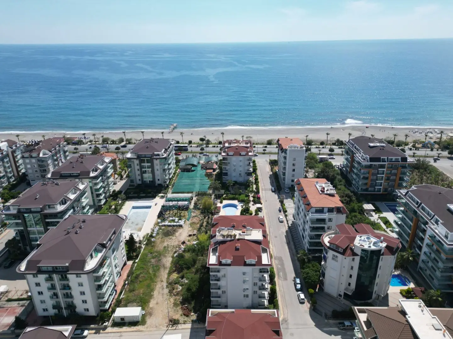 FULLY FURNISHED APARTMENT IN A FRONT SEA LINE RESIDENCE - KESTEL
