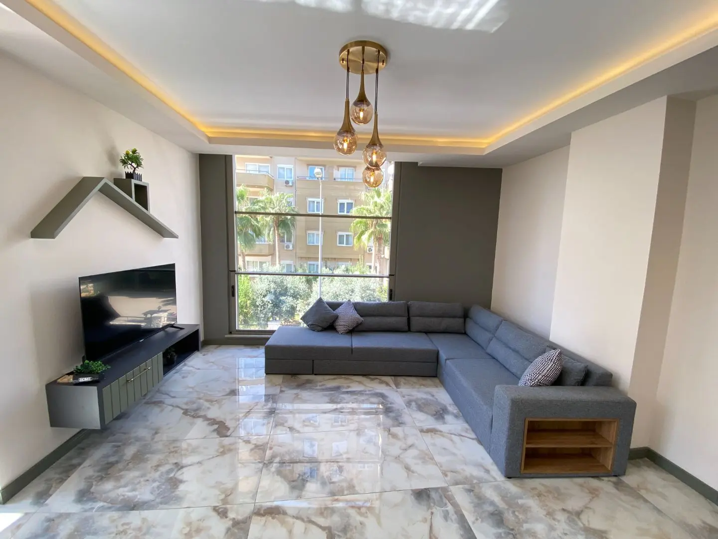 STYLISH APARTMENT 2+1 WITH INVESTMENT POTENTIAL ıN CLEOPATRA
