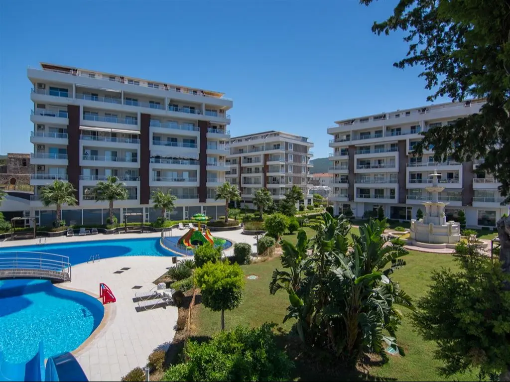 FURNISHED 2+1 FLAT IN A COMPLEX WITH FULL AMENITIES IN DEMIRTAS-ALANYA