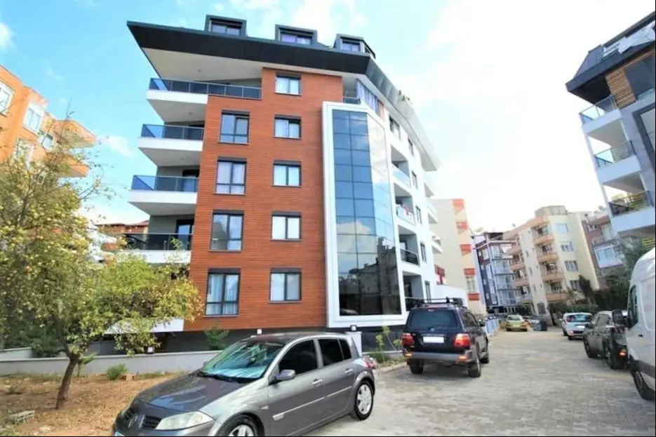 1+1 APARTMENT IN THE CENTER OF ALANYA 200M TO THE SEA