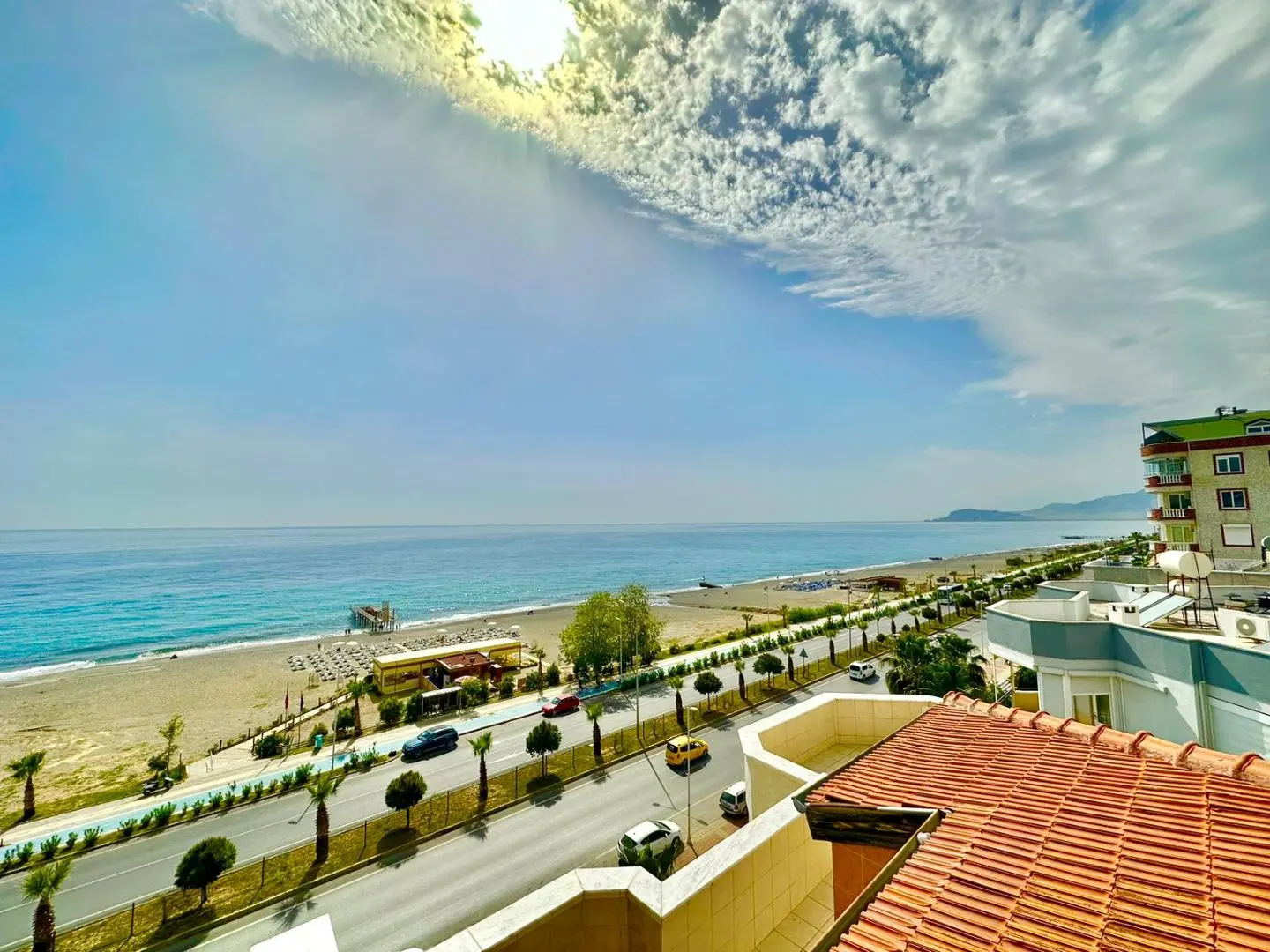 FRONT BEACH LİNE APARTMENT FOR SALE İN MAHMTLAR-ALANYA