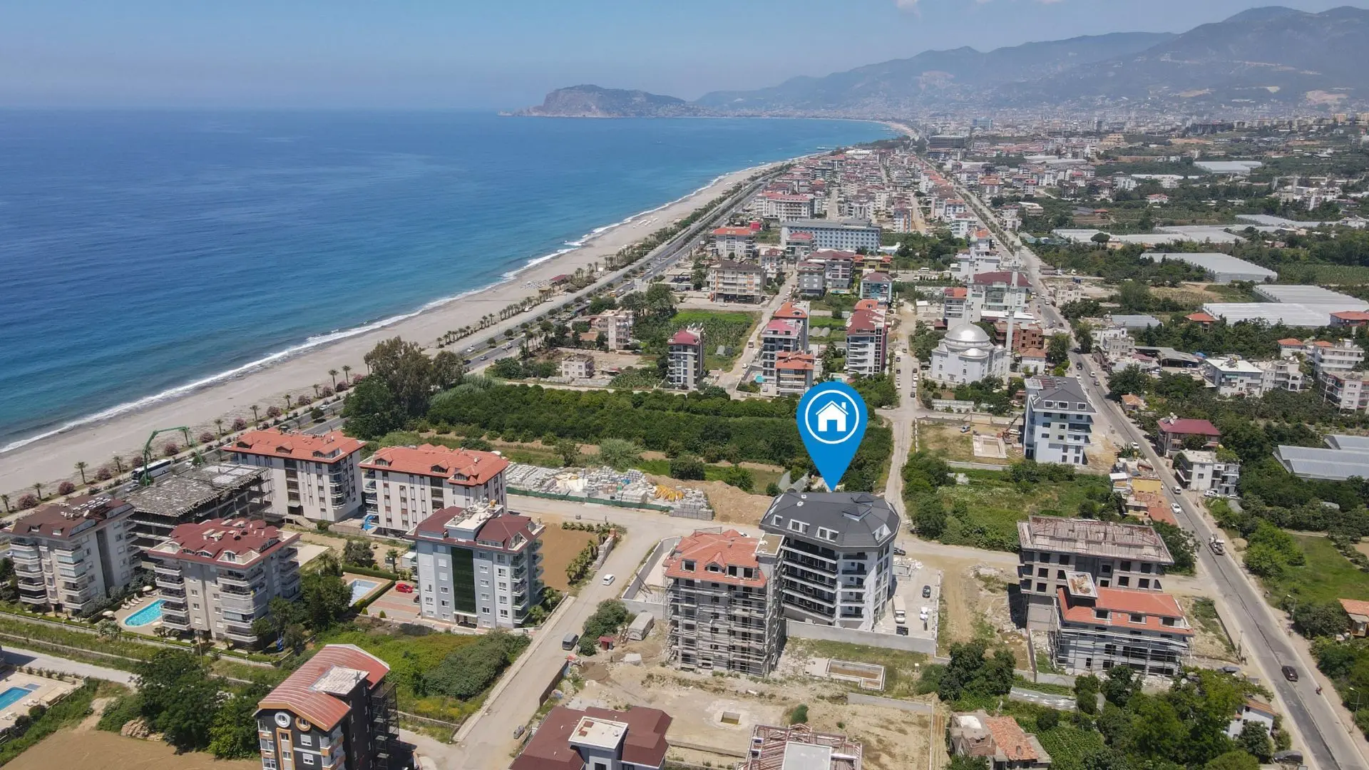 1+1 APARTMENT IN A FULL FACILITY BUILDING 150M FROM THE SEA IN KESTEL