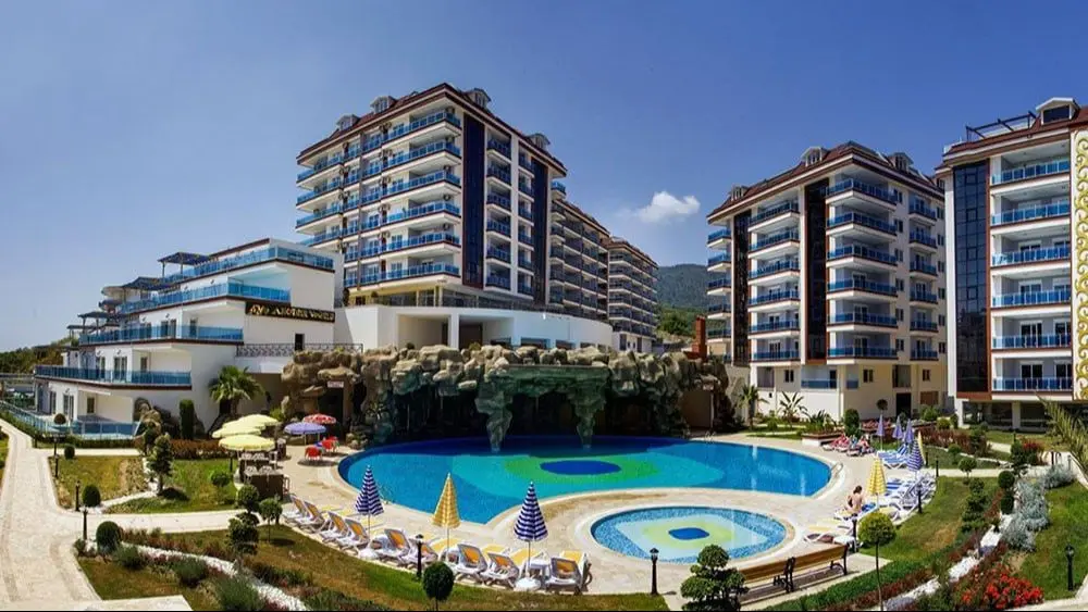 FURNISHED 1+1 APARTMENT IN A FULL FACILITY COMPLEX IN THE ALANYA