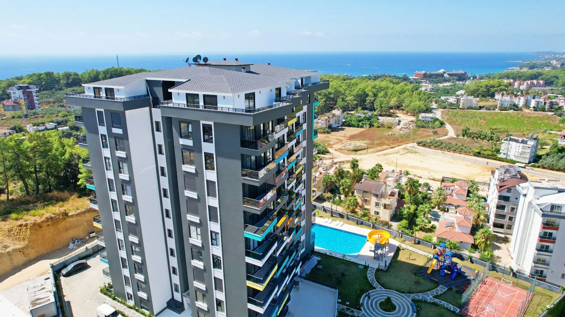 1+1 FLAT FOR SALE IN AVSALLAR-ANTALYA 