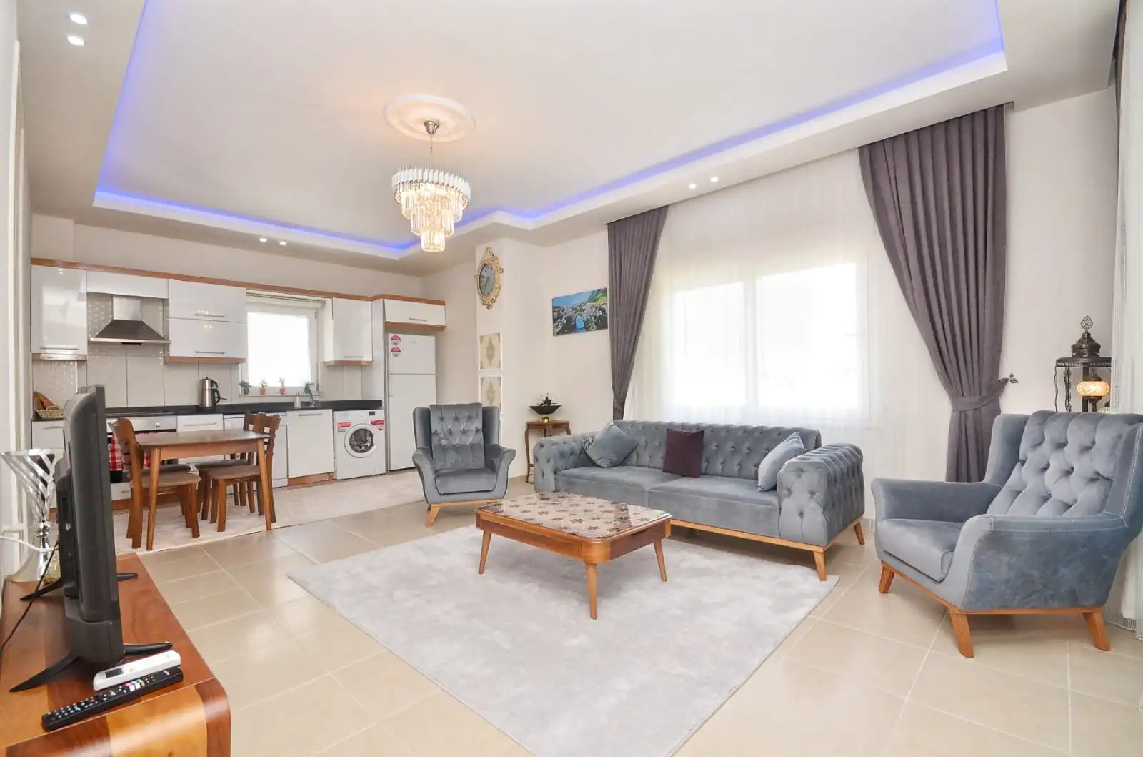 2+1 FULLY FURNISHED APARTMENT ON THE STREET IN MAHMUTLAR, ALANYA